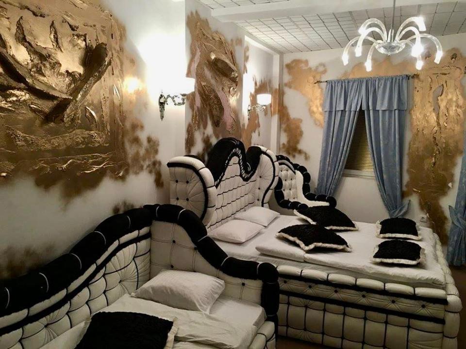 Bali Colosseum Hotel Belgrad Exteriör bild
