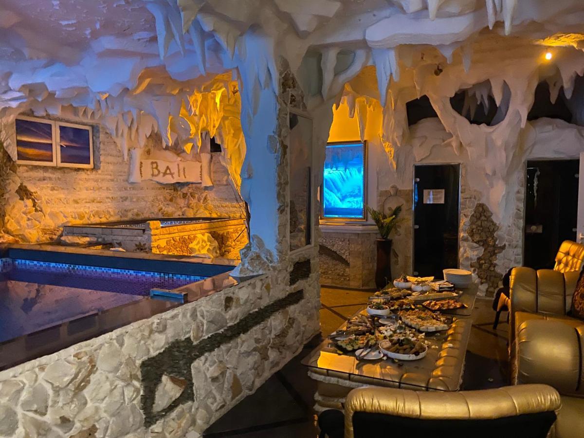 Bali Colosseum Hotel Belgrad Exteriör bild