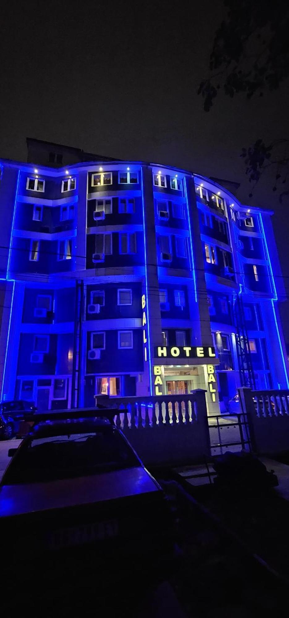 Bali Colosseum Hotel Belgrad Exteriör bild