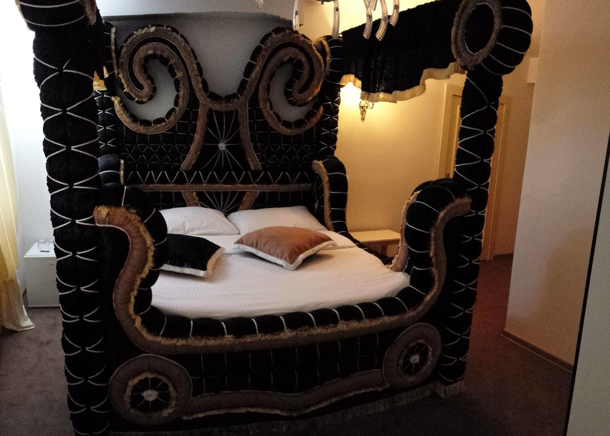 Bali Colosseum Hotel Belgrad Exteriör bild